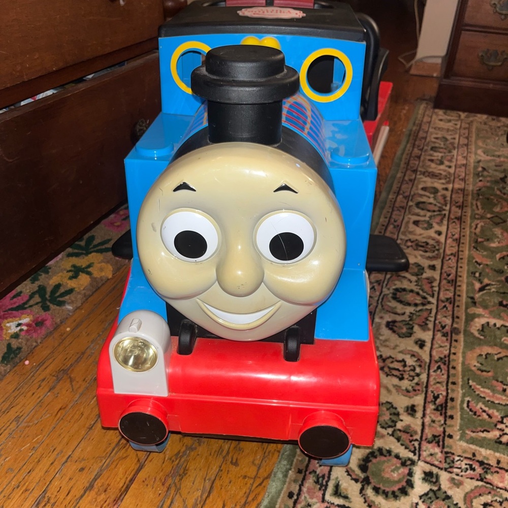 Thomas & Friends Battery-Operated Ride-On Train by Peg Perego - Picture 3 of 9